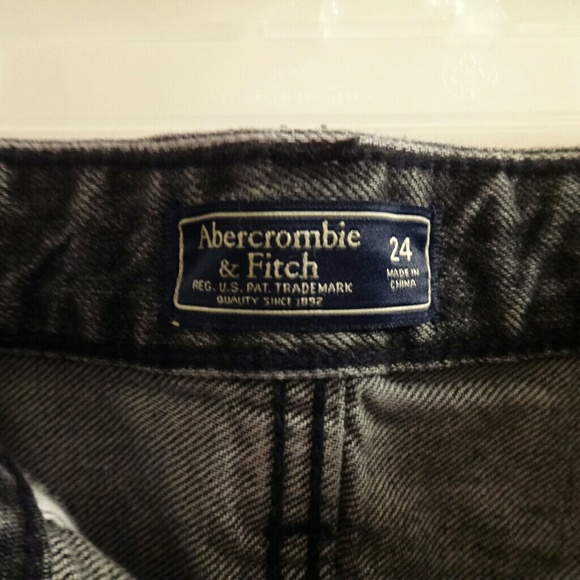 Abercrombie & Fitch jean skirt - Picture 5 of 6